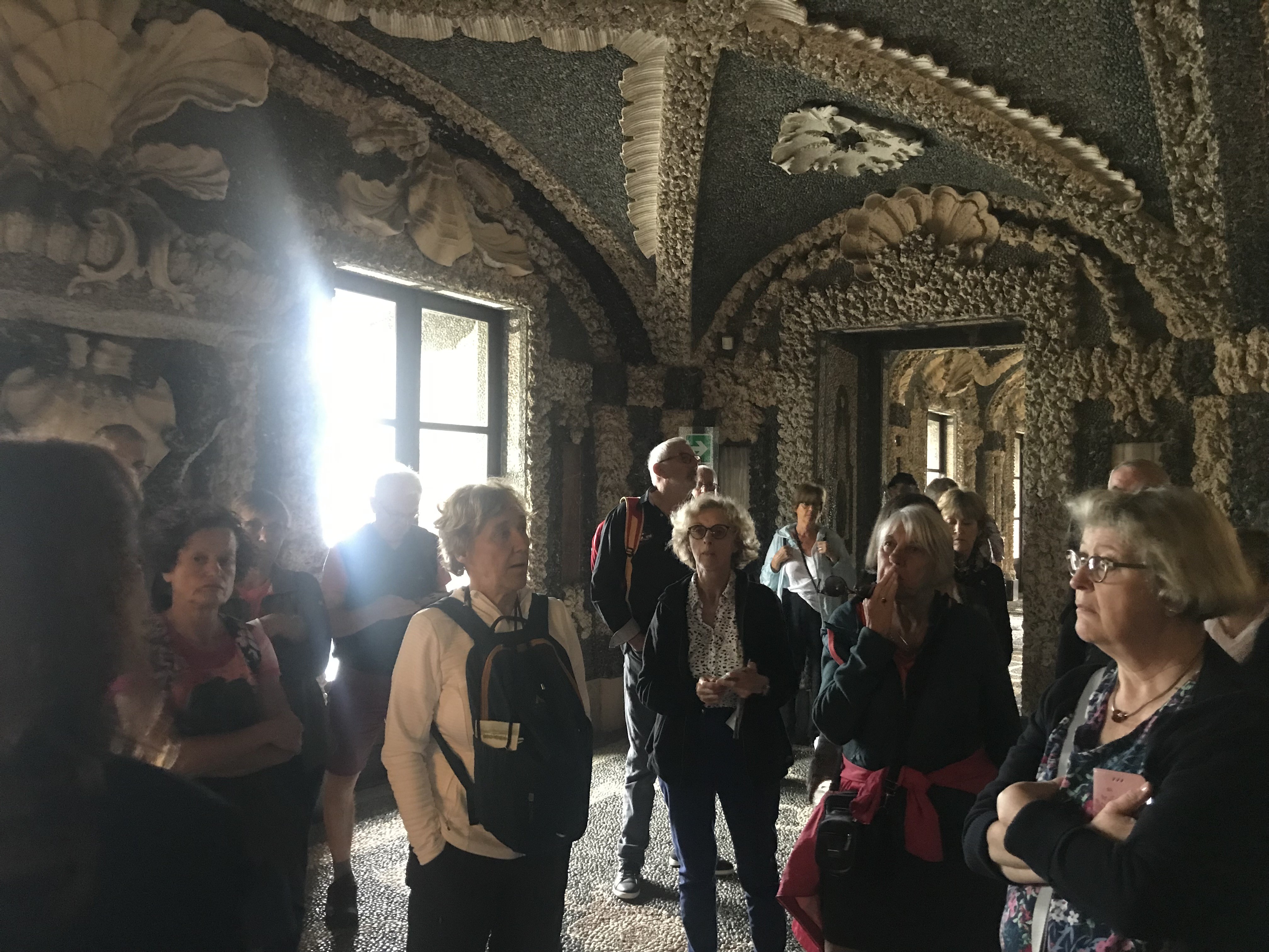 grotte dans isola Bella